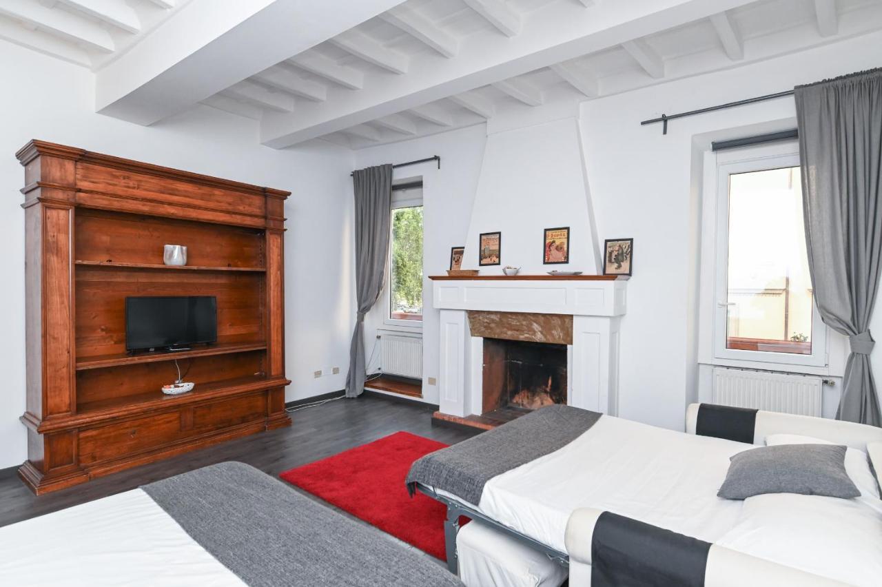 Gorgeous Trastevere Loft On The River Róma Kültér fotó